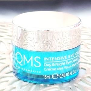 Value $141 - QMS Medicosmetics Intensive Day/Night
